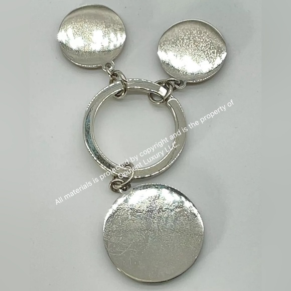 169 Final Price‼️Preloved Chanel Coco mark Key Ring Keychain with Box - Picture 9 of 9